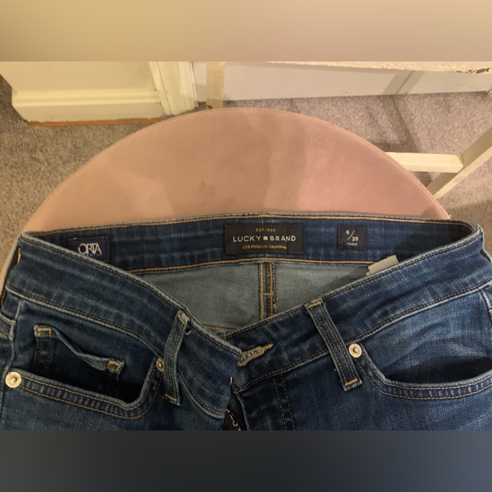 Lucky Brand Blue Jeans (skinny)